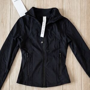 Lululemon Black Long Sleeve Zip-Up Athletic Jacket | Size 2 | NWT